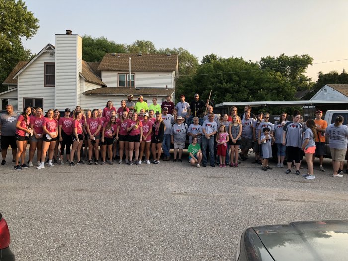 Delano Cleanup Volunteers 2018.jpg